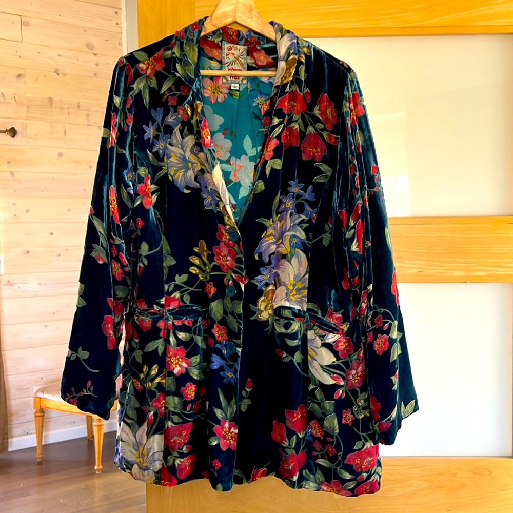 Exquisite Johnny Was velvet blazer size L